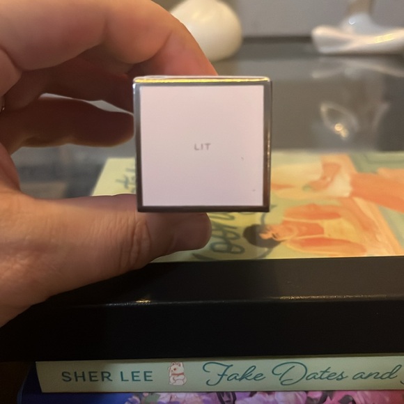 No longer for sale-Westman Atelier Clear Highlighter- LIT - Picture 8 of 8